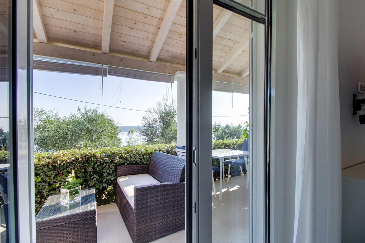 Apartments Del Sole Нерезине Номер фото